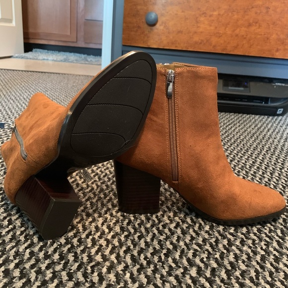 ❌SOLD Nine West Neva Brown boots with block heel - Picture 8 of 11